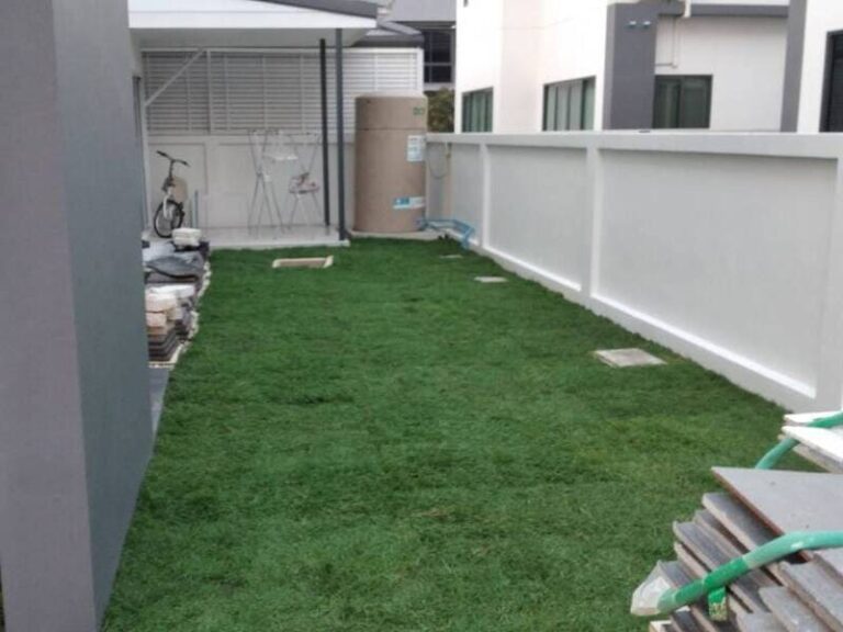รับปูหญ้ามาเลยเซีย รับปูหญ้า รับปลูกหญ้า จัดสวน โทร 0654789716