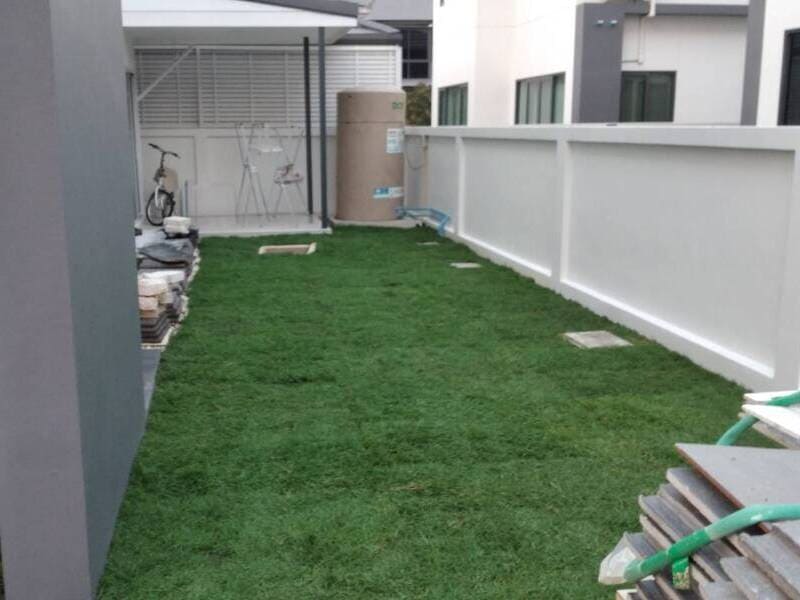 รับปูหญ้ามาเลยเซีย รับปูหญ้า รับปลูกหญ้า จัดสวน โทร 0654789716